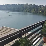 Gostisce Jezero