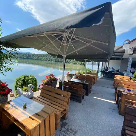 Bed & Breakfast Gostisce Jezero 3*