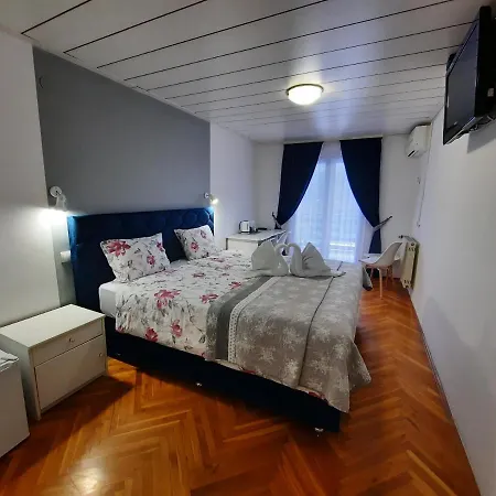 Gostisce Jezero Bed & Breakfast