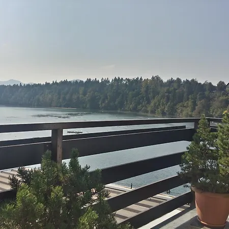 Gostisce Jezero Bed & Breakfast 3*