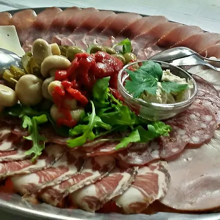 Gostisce Jezero Medvode