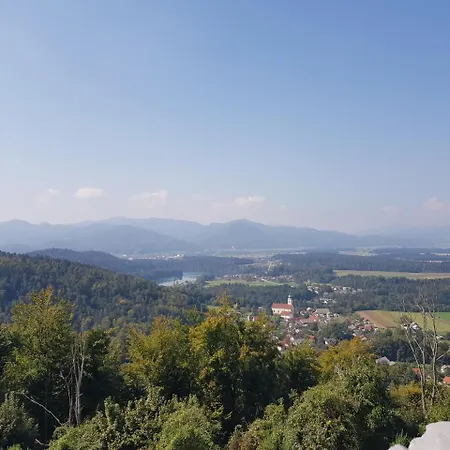 Gostisce Jezero ميدفودِ