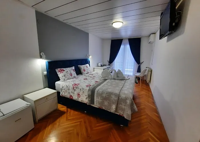 Gostisce Jezero Bed & Breakfast