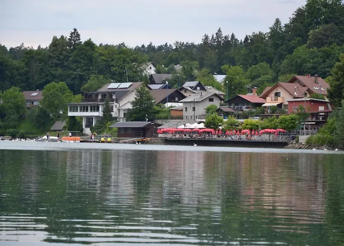 Gostisce Jezero Nočitev z zajtrkom Medvode