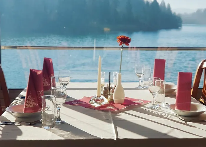 Bed & Breakfast Gostisce Jezero 3*